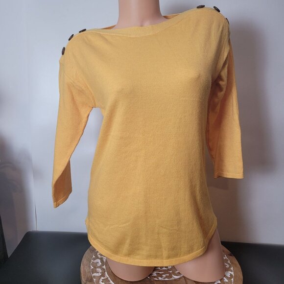 Carolyn Taylor Yellow Button Detail 3/4 Sleeve Knit Top - Picture 7 of 12